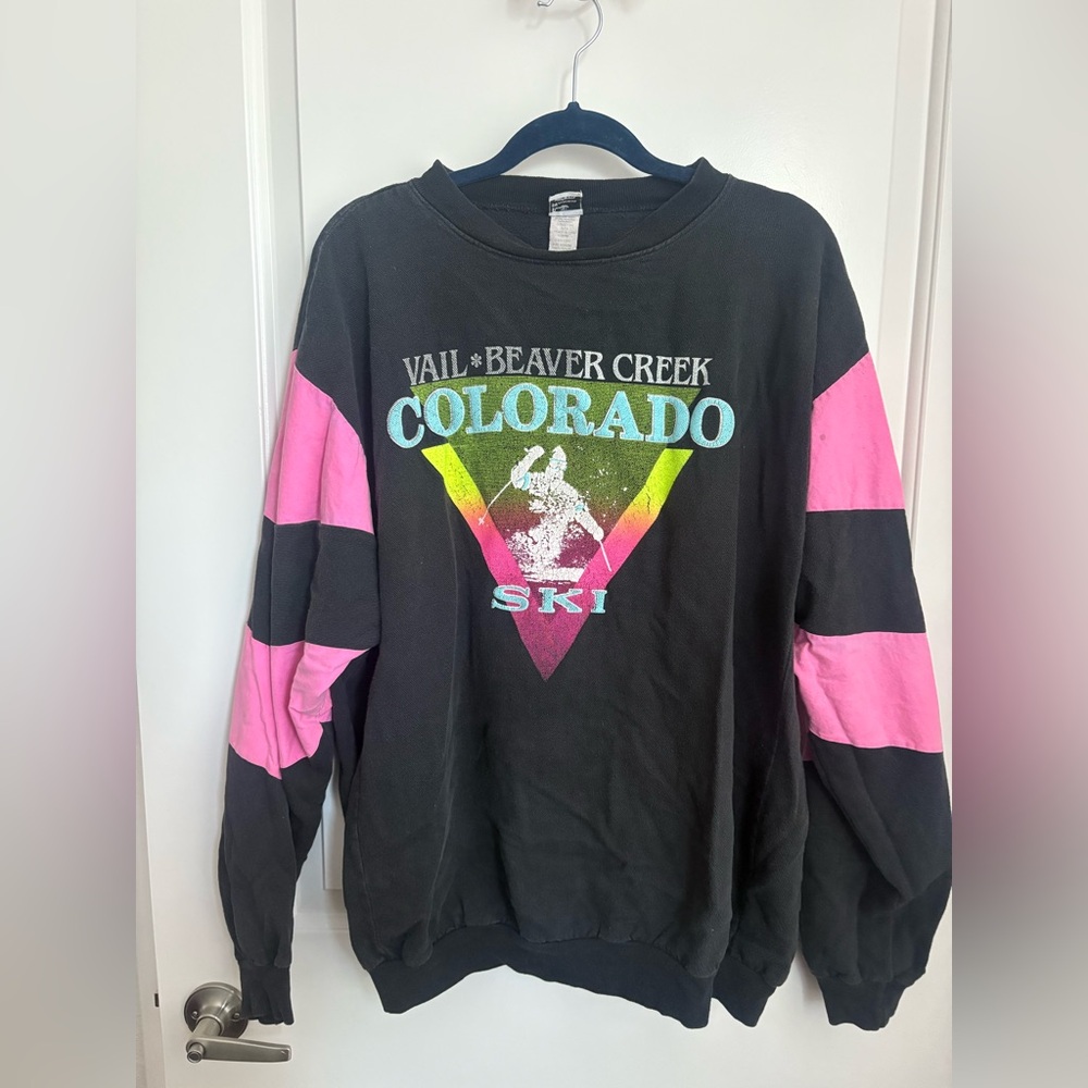 Vintage Ski Snowboard Winter Apres sweatshirt